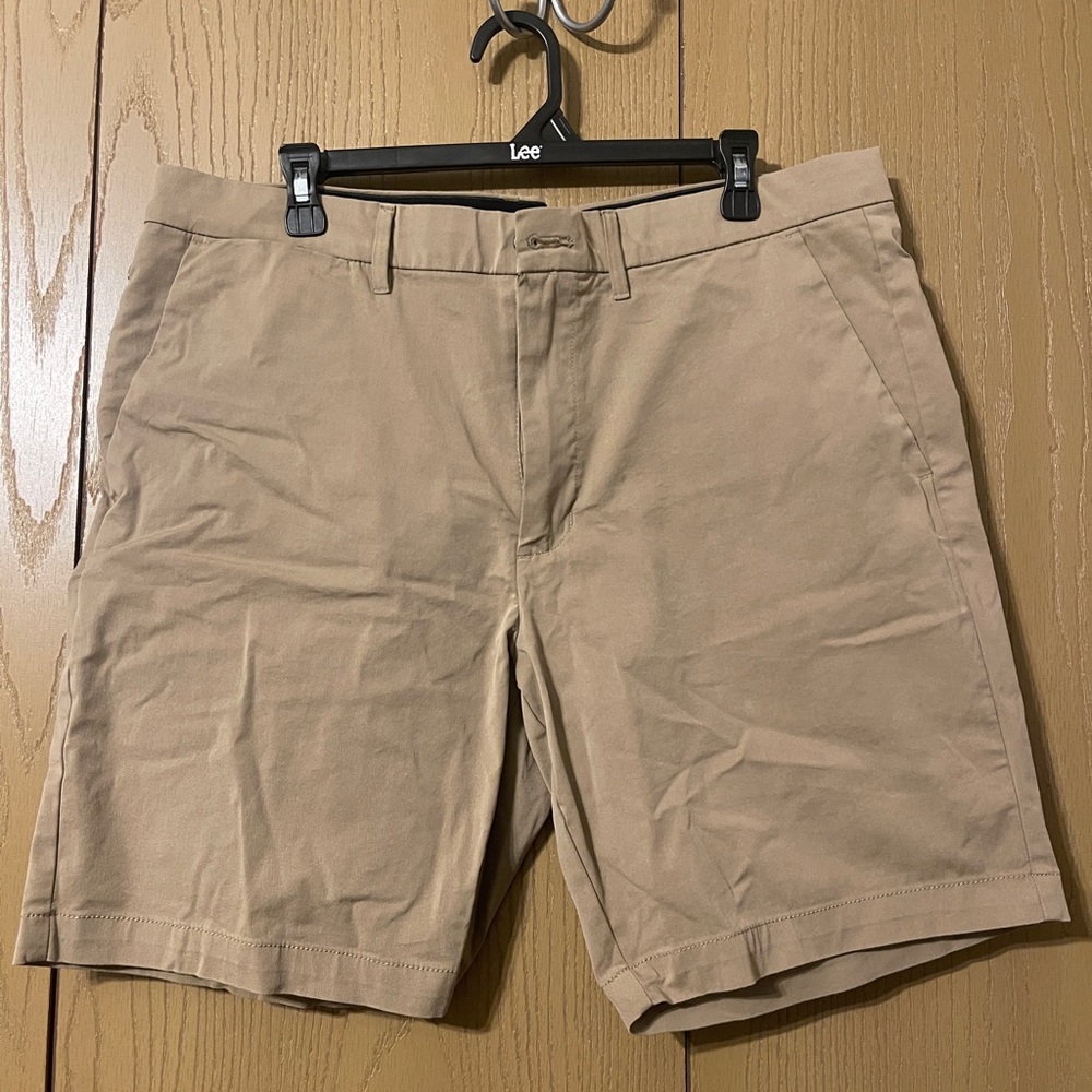 Goodfellow Men's Khaki Flat Front Shorts